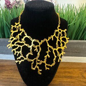 NEW STATEMANT GOLDEN CORAL REEF NECKLACE NY2